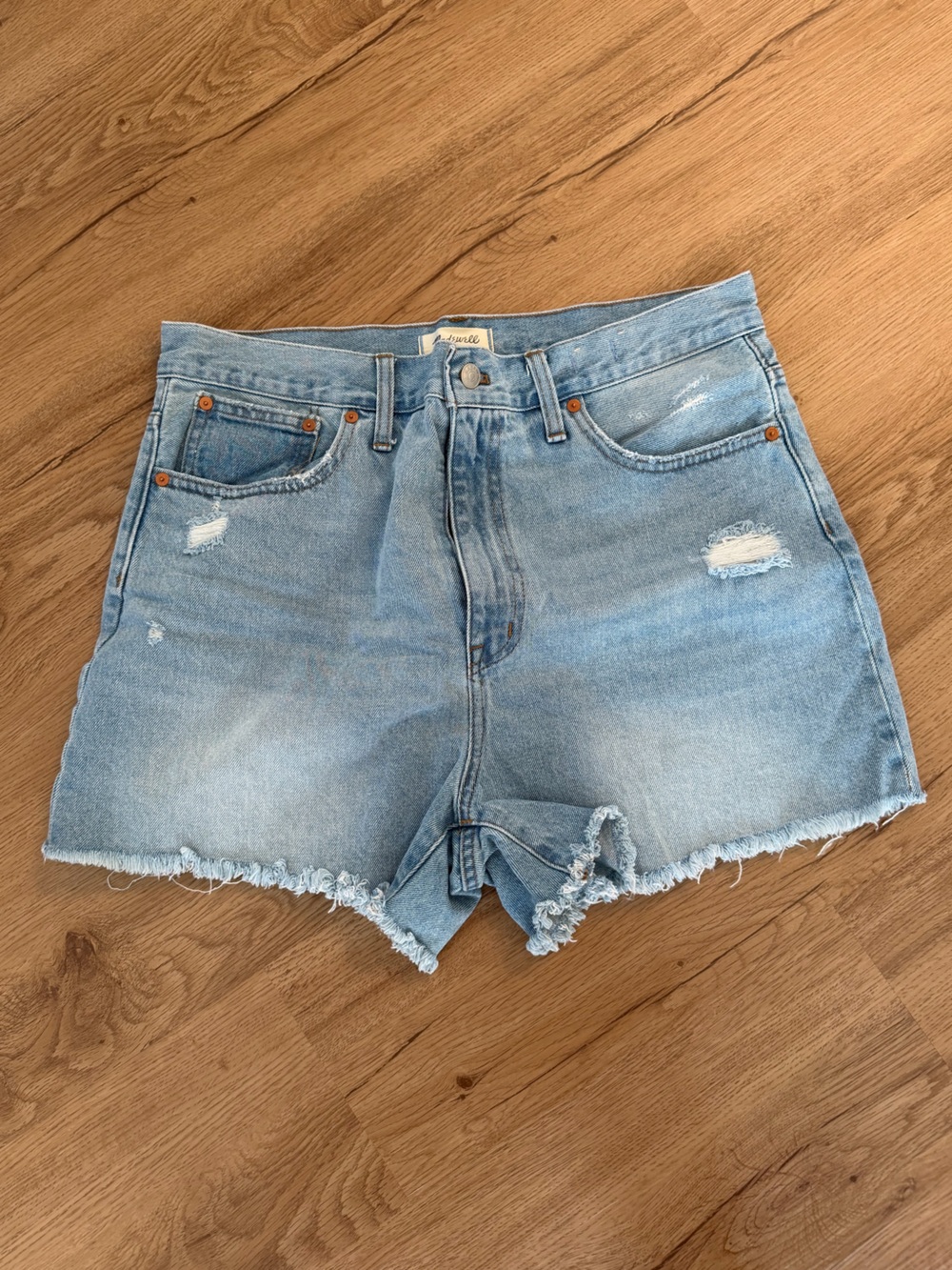 Madewell The Mom Jean Short